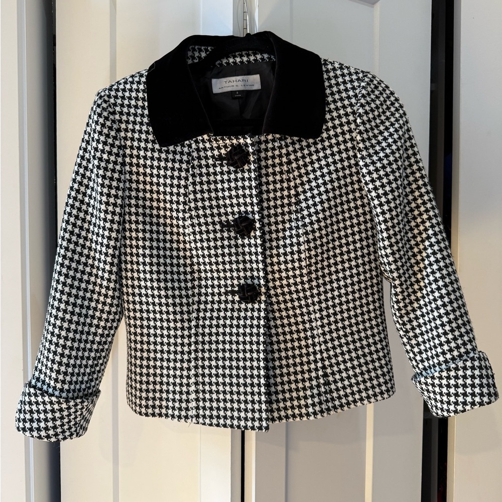Tahari Arthur S Levine Houndstooth Jacket Blazer Black Velvet Collar size 2